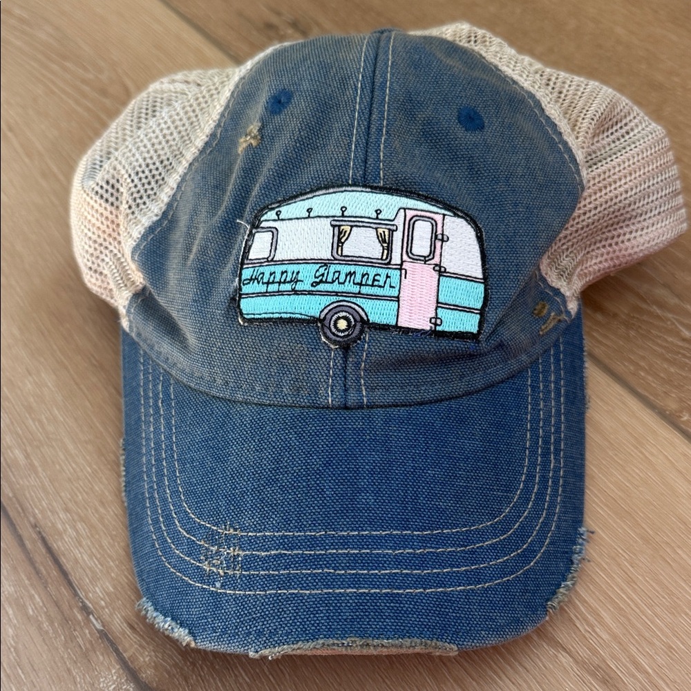 Judith March Happy Glamper cap